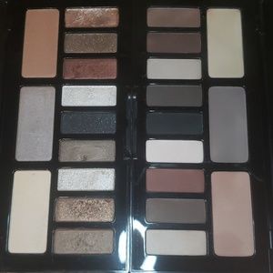 Kat Von D Shade of light matte and shimmer